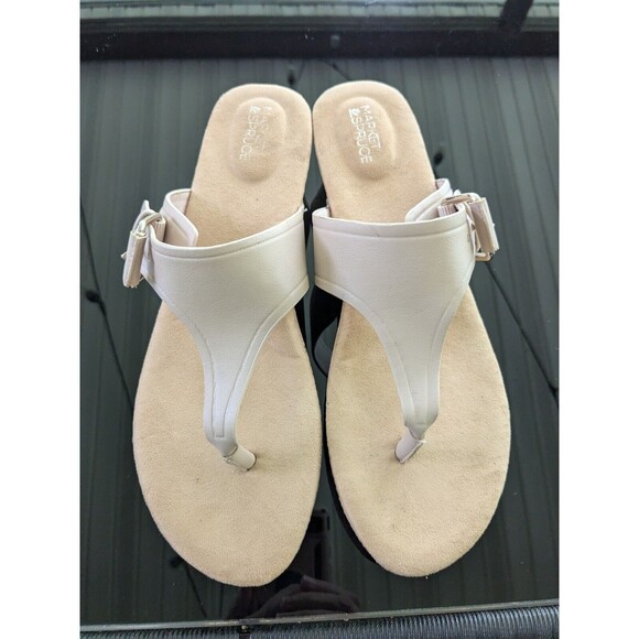 Market & Spruce Sandals Womens sz 10 Thong Cork Wedge Nude Buckle Comfort Casual - Picture 2 of 9